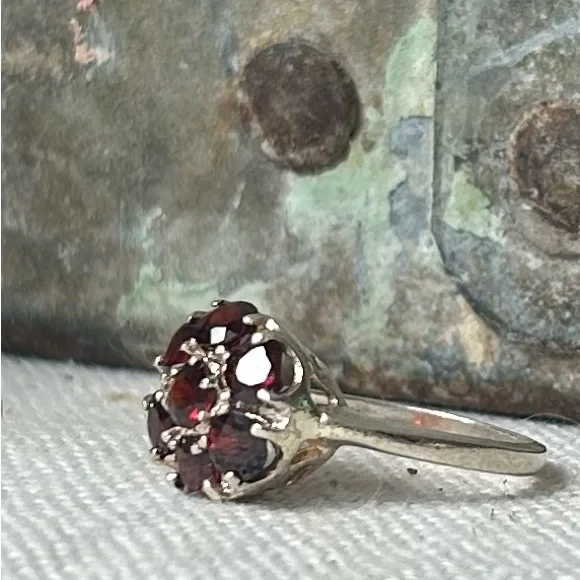 Vintage Sterling and Garnet Ring